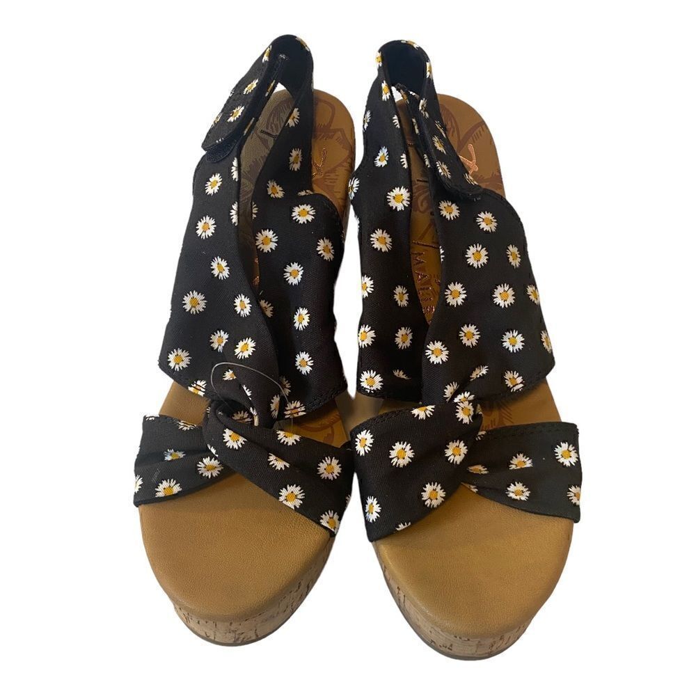 Blowfish Malibu Adorable Daisy Patterned Cloth Upper Cork Wedges in Sz. 9.5